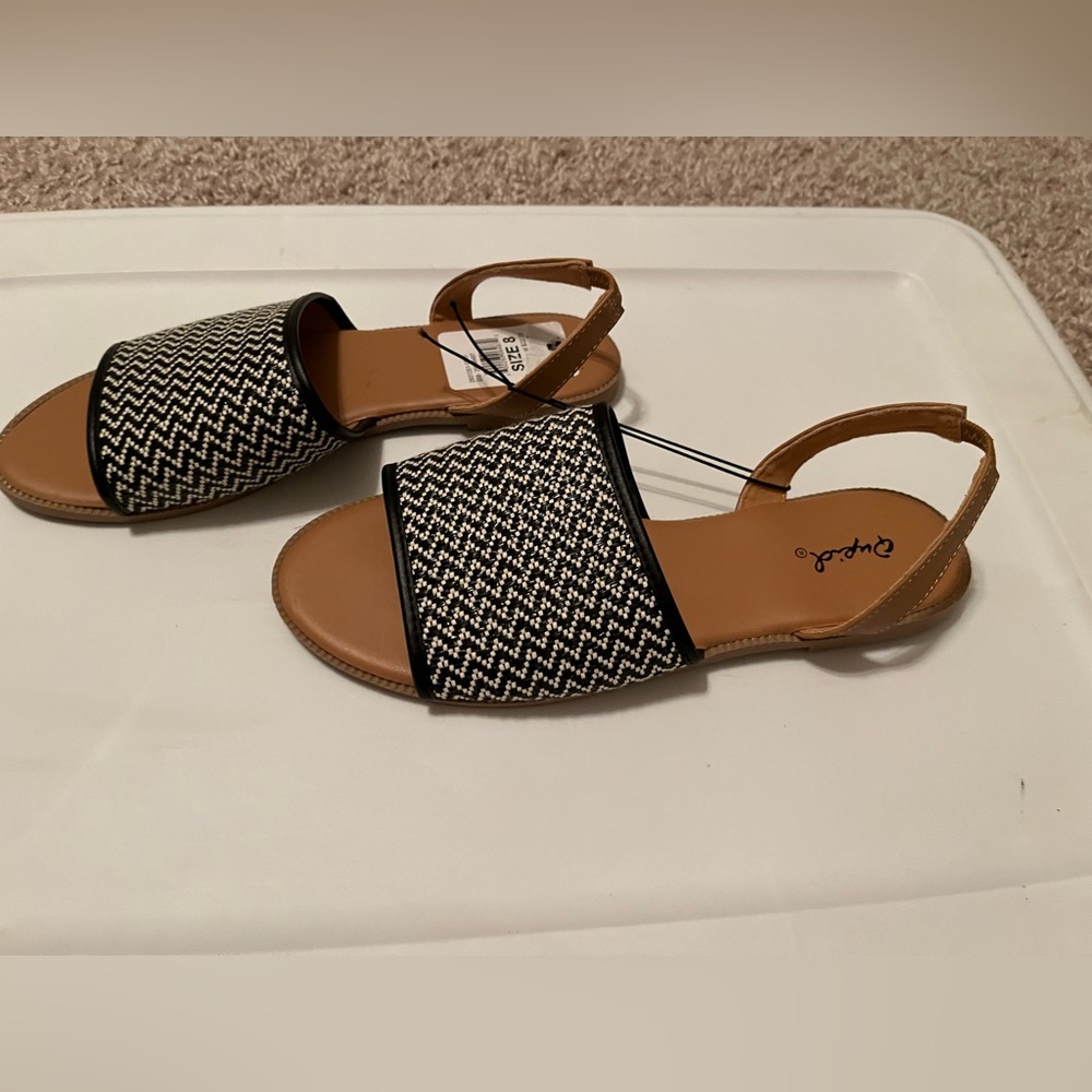 🐠Qupid. Shoes. New with Tags. - Picture 3 of 4